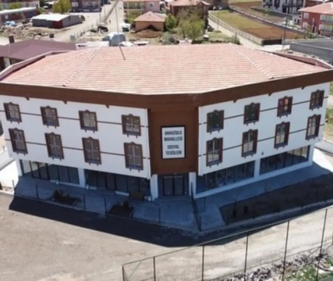 2024-10-23_20-10-31_UTC