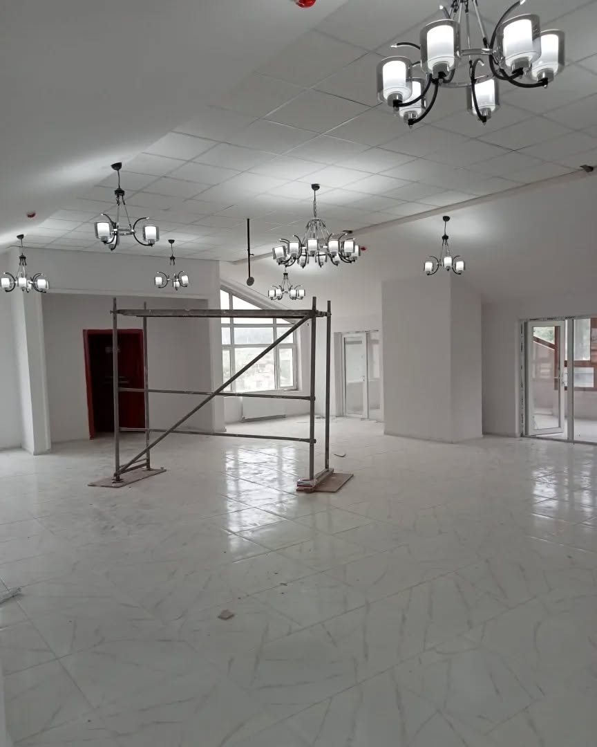 2024-10-23_20-45-37_UTC