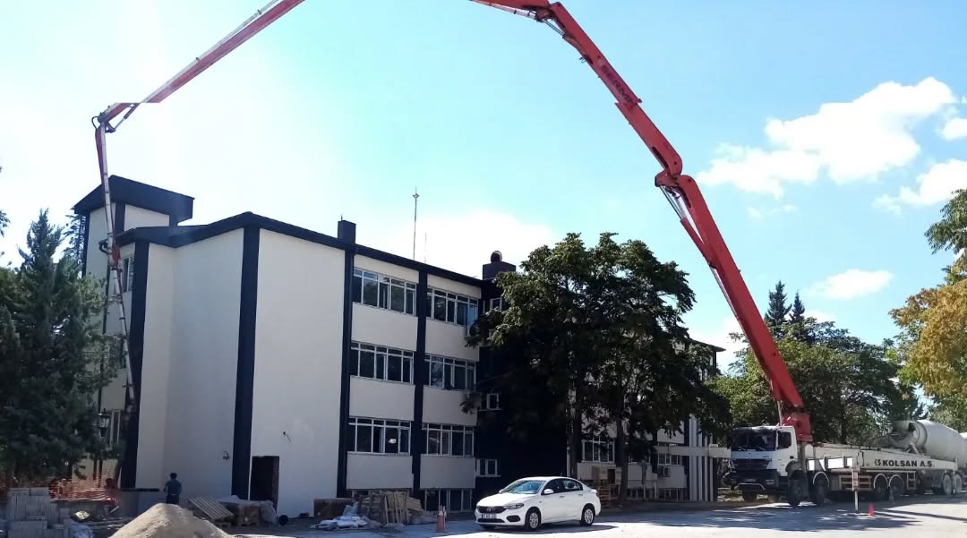 2024-10-28_05-40-13_UTC