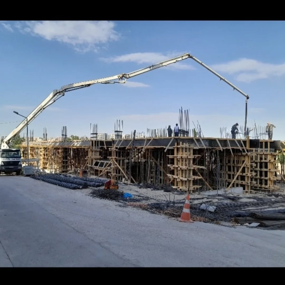 2024-11-12_07-43-11_UTC_1