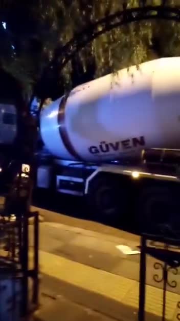 2024-10-28_05-52-06_UTC